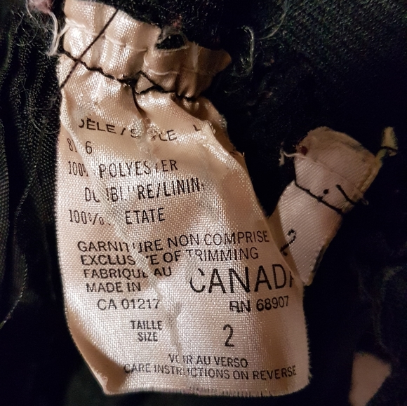 Le Chateau Black Open Front Lace Tiered Mini Skirt - Picture 5 of 6